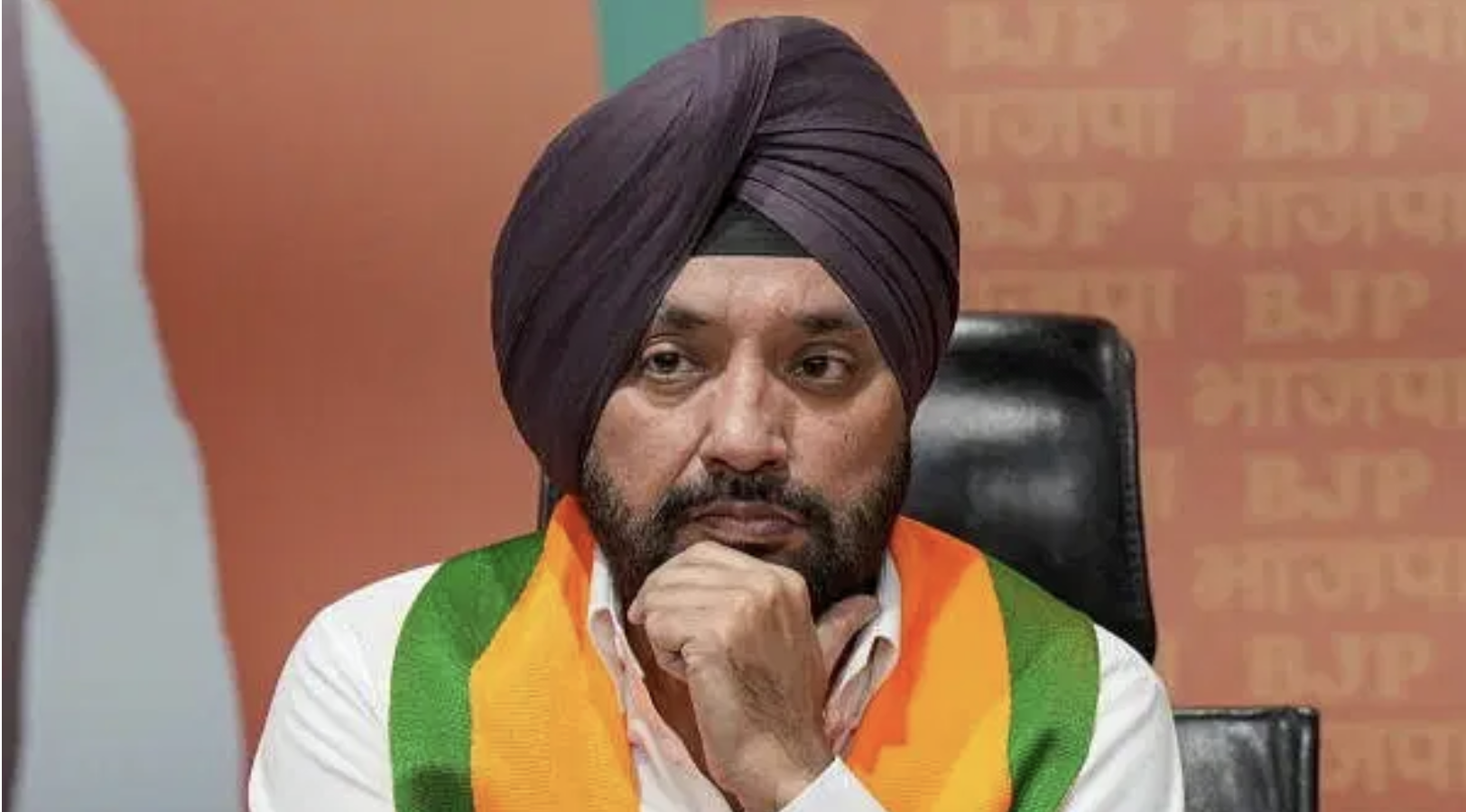 Delhi Assembly session with newly elected MLAs, Arvinder Singh Lovely as Pro tem speaker, and CM Rekha Gupta addressing key policies.